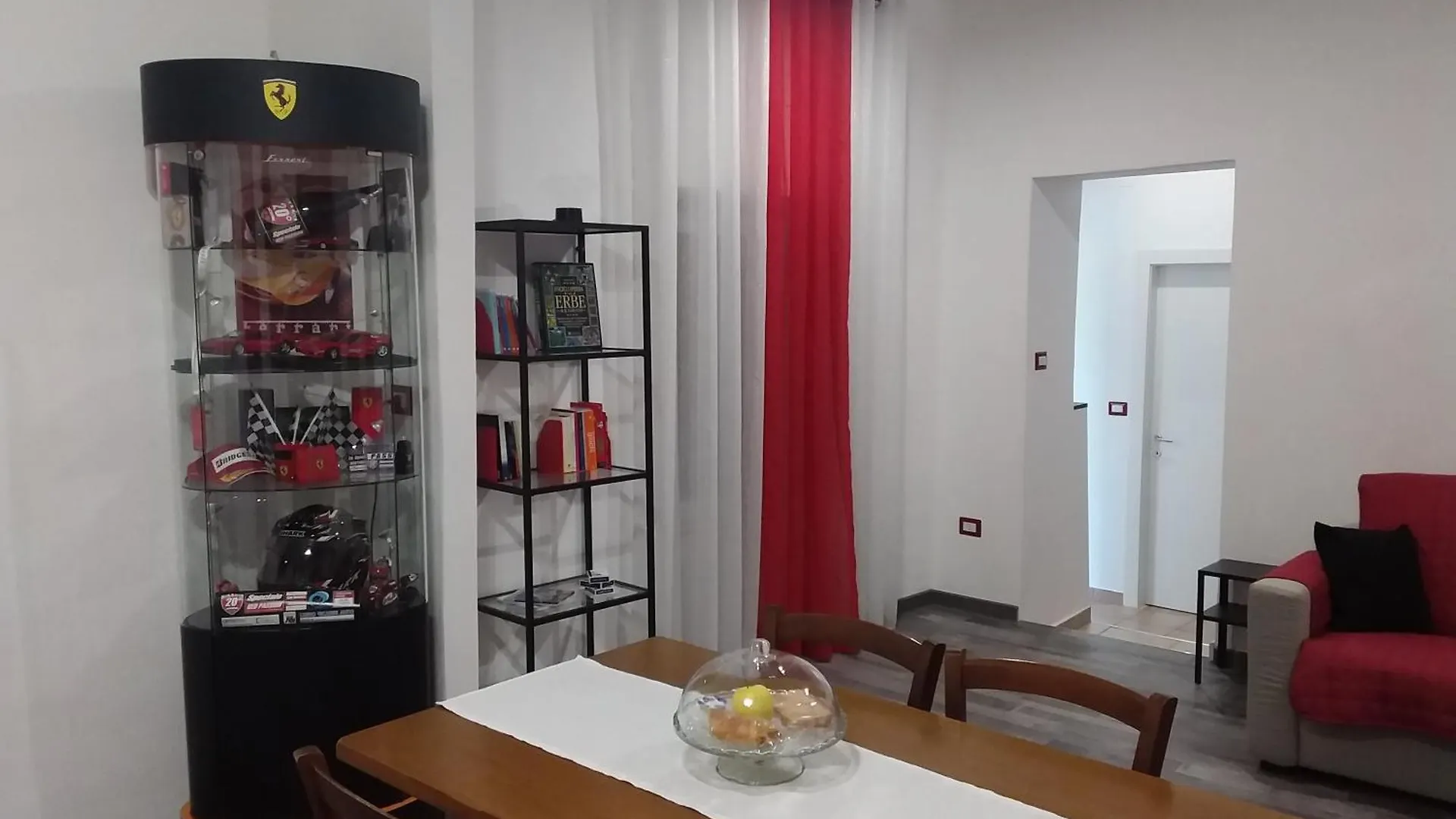 Holiday home Il Cavallino, Sul Lago Ceresio Brusimpiano