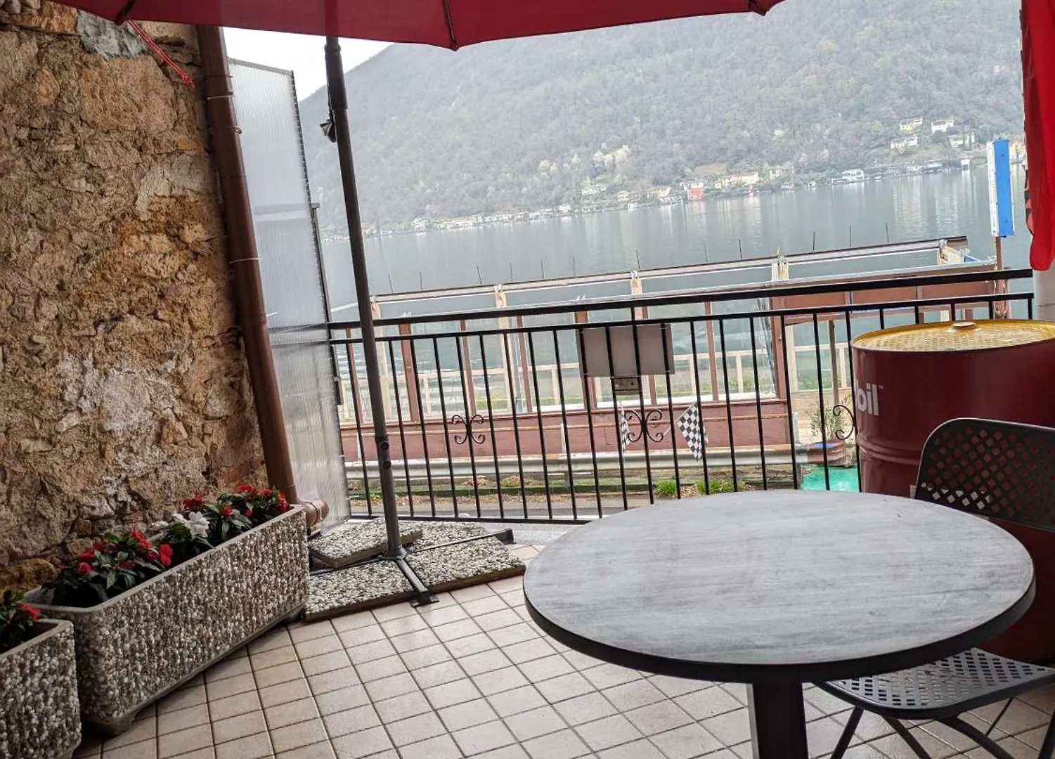 Il Cavallino, Sul Lago Ceresio Brusimpiano 0*,